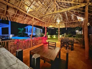 Outdoor dining - Finch Tangalle (Tangalle)