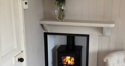Cosy one bedroom flat in a country house.