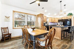 Dining - Cozy Home w/ Lake Camelot Access & EV Charger (Nekoosa)