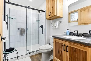 Hair dryer, towels - Cozy Home w/ Lake Camelot Access & EV Charger (Nekoosa)