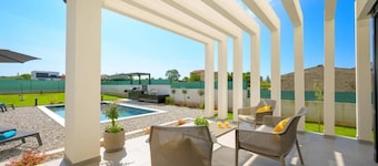 Lakeside Luxury Retreat in the Heart of Tushemisht