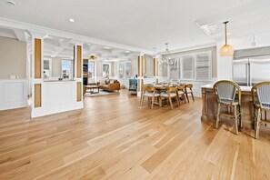 Dining - Summer House - Luxury 5BR w/ Heated Pool Near Beach (Ocean City)