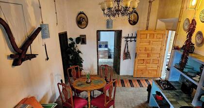 Experience Regal Living in UgĂjar's Hist