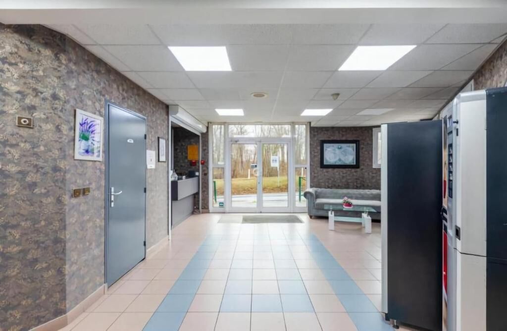 المنشأة من الداخل