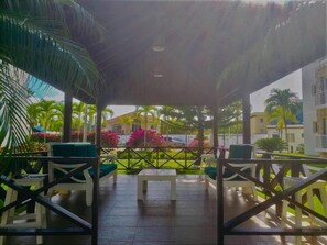 아파트, 침실 2개, 흡연 | 정원