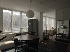 Interior - [Atelier Vert] 6-Min Walk to Seoul Station ,French-Style Cozy Stay (Seoul)