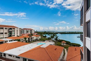 Property grounds - Bahia 'Life's Short, Vacation More' (St. Petersburg)