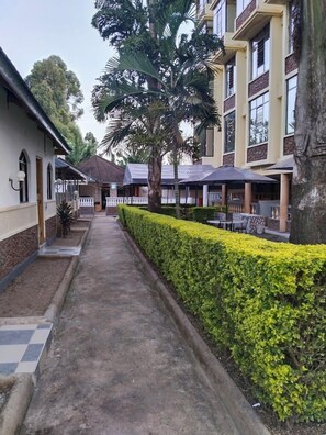 Exterior - Bekam Hotel Kerugoya (Kerugoya)