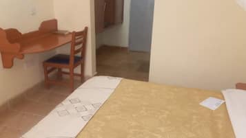 Kamar Double Deluks | Wi-Fi gratis dan seprai linen