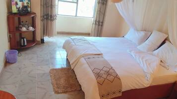 Habitación doble Deluxe | Wifi gratis y ropa de cama