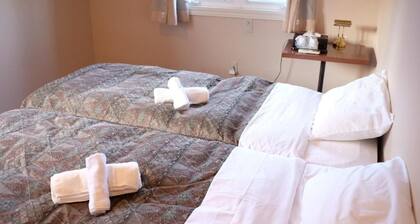 world curry house spice road