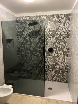 Hair dryer, towels, toilet paper - Loft in the Heart of Milan (Milano)