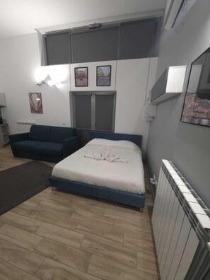 3 bedrooms, iron/ironing board, internet, bed sheets - Modern Apartment near CityLife -interno 5 (Milano)