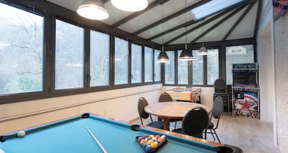 Le Refuge des Isards Exceptional chalet in Cauterets for 15 people.