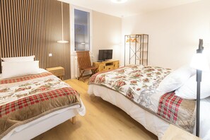 5 Schlafzimmer, Bügeleisen/Bügelbrett, WLAN, Bettwäsche