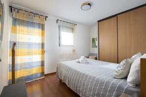 2 bedrooms, iron/ironing board, free WiFi, bed sheets - Âncora Mar - Vilamoura Marina with pool by HD (Vilamoura)