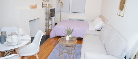 1 bedroom, iron/ironing board, Internet, bed sheets