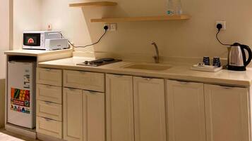 Basic Apartment | Private kitchen