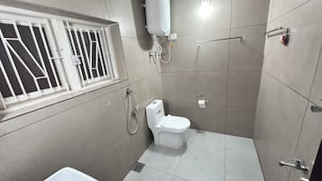 AYODHYA-103 Standard | Bathroom | Shower, soap, shampoo, toilet paper