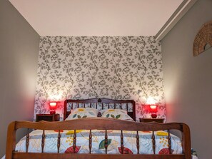 2 bedrooms, free WiFi