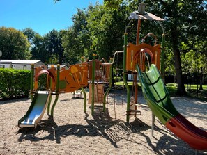 Children’s area - Prestige Mobile Home with Jacuzzi in Dolus-d'Oléron (Dolus-d'Oléron)