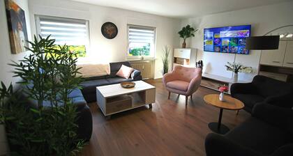 Großzügige Wohnung mit Balkon, Schiedersee, Wandern, Radfahren
FeWo 4