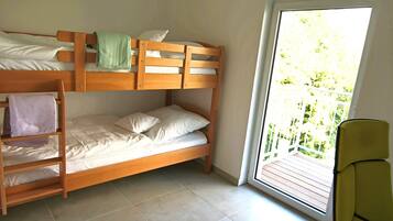 Bügeleisen/Bügelbrett, WLAN, Bettwäsche