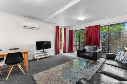 Prime Location near CBD - 2-Bedroom with Parking