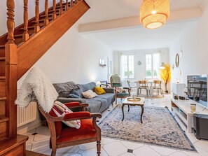 TV - Girofla by Interhome (Cabourg)