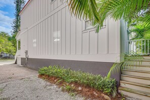 House (2 Bedrooms) | Interior - Steps to Riverwalk! Dtwn Bradenton Snowbird Haven (Bradenton)
