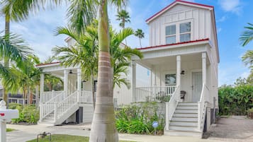 House (2 Bedrooms) | Front of property