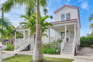 House (2 Bedrooms) | Front of property - Steps to Riverwalk! Dtwn Bradenton Snowbird Haven (Bradenton)