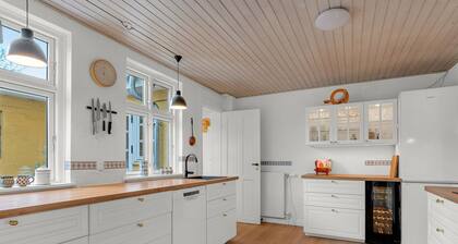 "Noreen" - 500m from the sea by Interhome