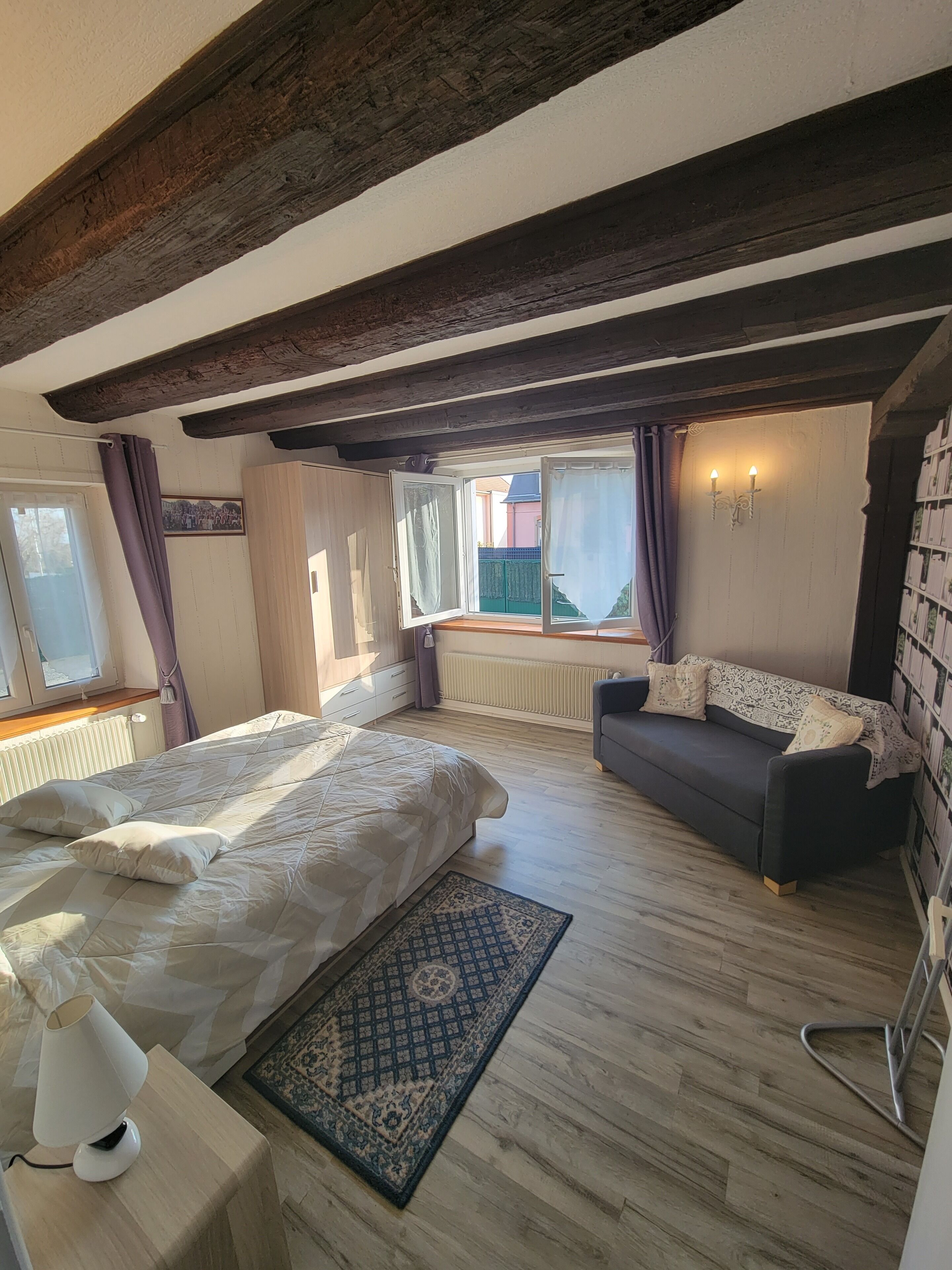 2 bedrooms, iron/ironing board, travel cot, free WiFi