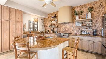 Casa | 5 habitaciones y internet