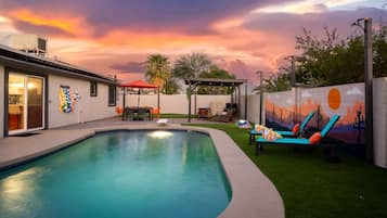 House | 4 bedrooms, Internet