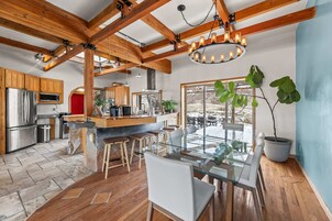 5 habitaciones y acceso a internet 