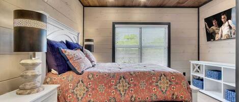 Suite | 5 bedrooms, Internet