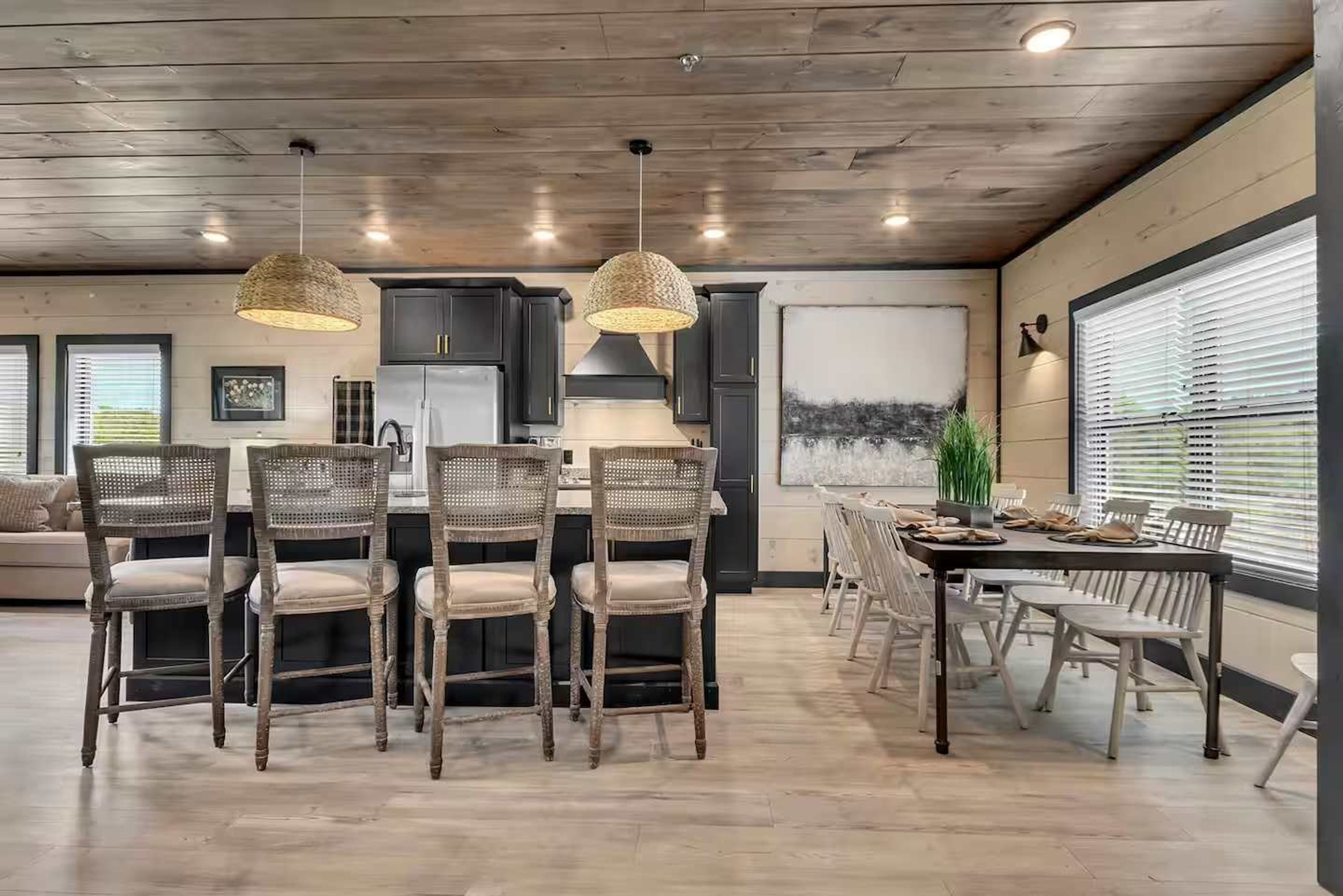 Suite | 5 bedrooms, Internet