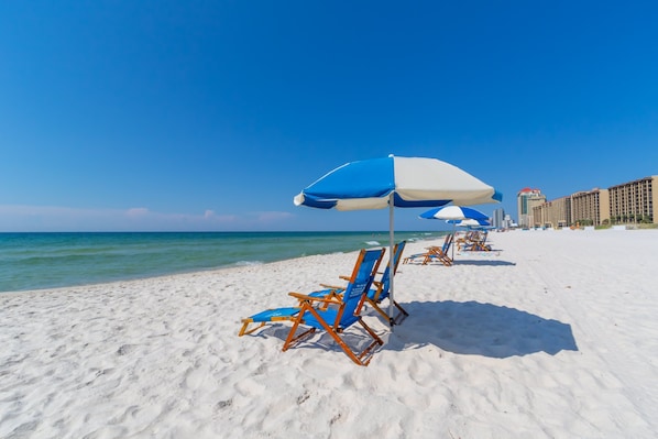 On the beach - New Sleeps 7 Beach Fun Dining Palmaway (Orange Beach)