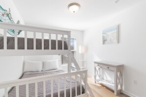 Apartment | 3 bedrooms, Internet - NEW Sleeps 7 Beach Fun Dining Palmaway (Orange Beach)