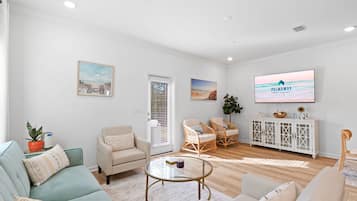 Apartment | 3 bedrooms, Internet