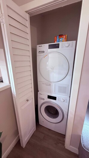 1 bedroom - One Lux Stay 1BR Home Near the Beach (Redondo Beach)