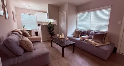 One Lux Stay 1BR Home Near the Beach