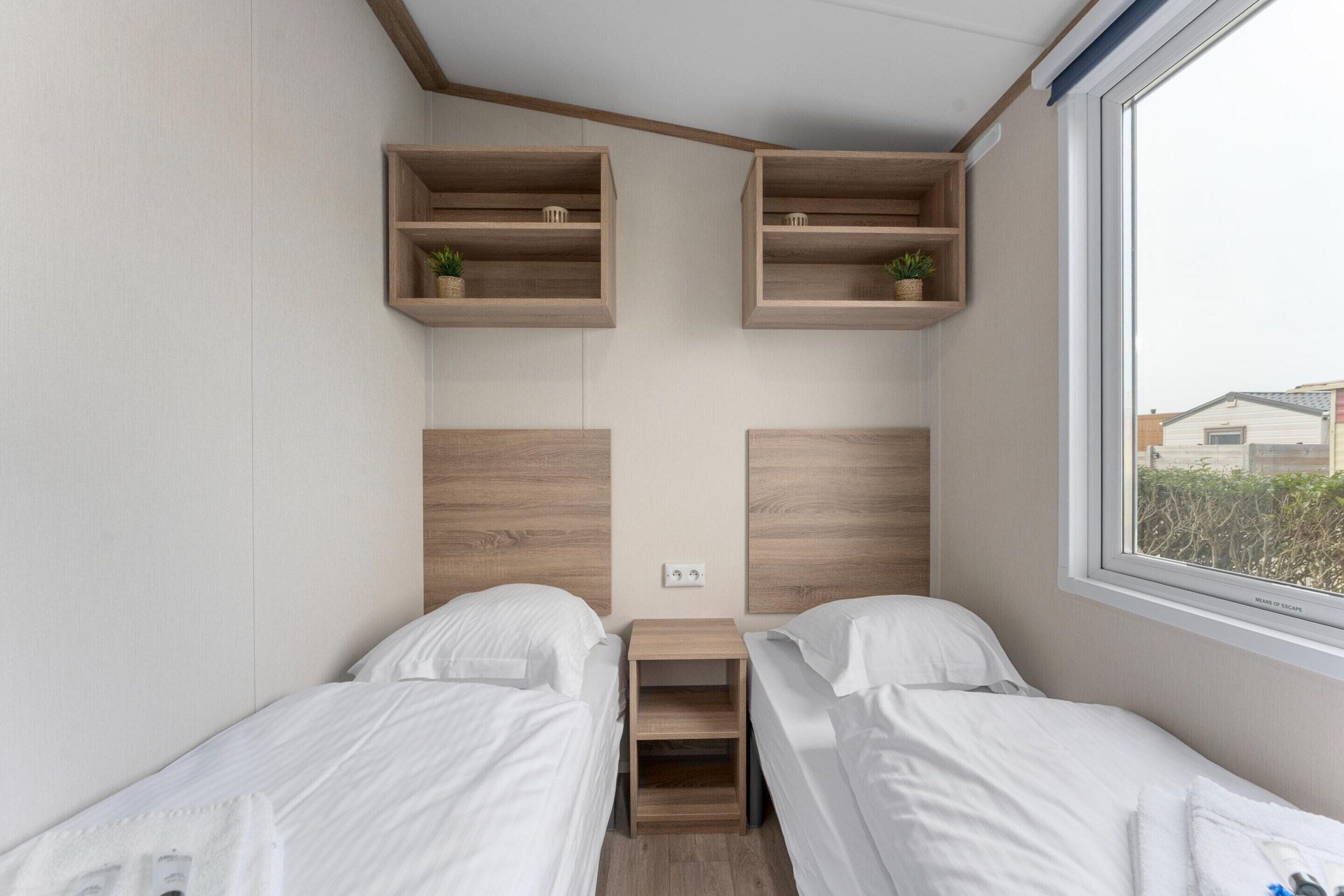 Chalet | 2 bedrooms, individually furnished, bed sheets