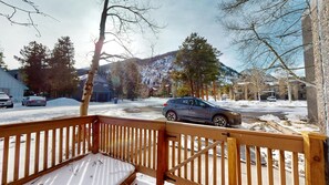 Property grounds - Updated! Walk to Main St. Events, Dining, Shops. 1st Floor, Pool, Hot Tub (Frisco)