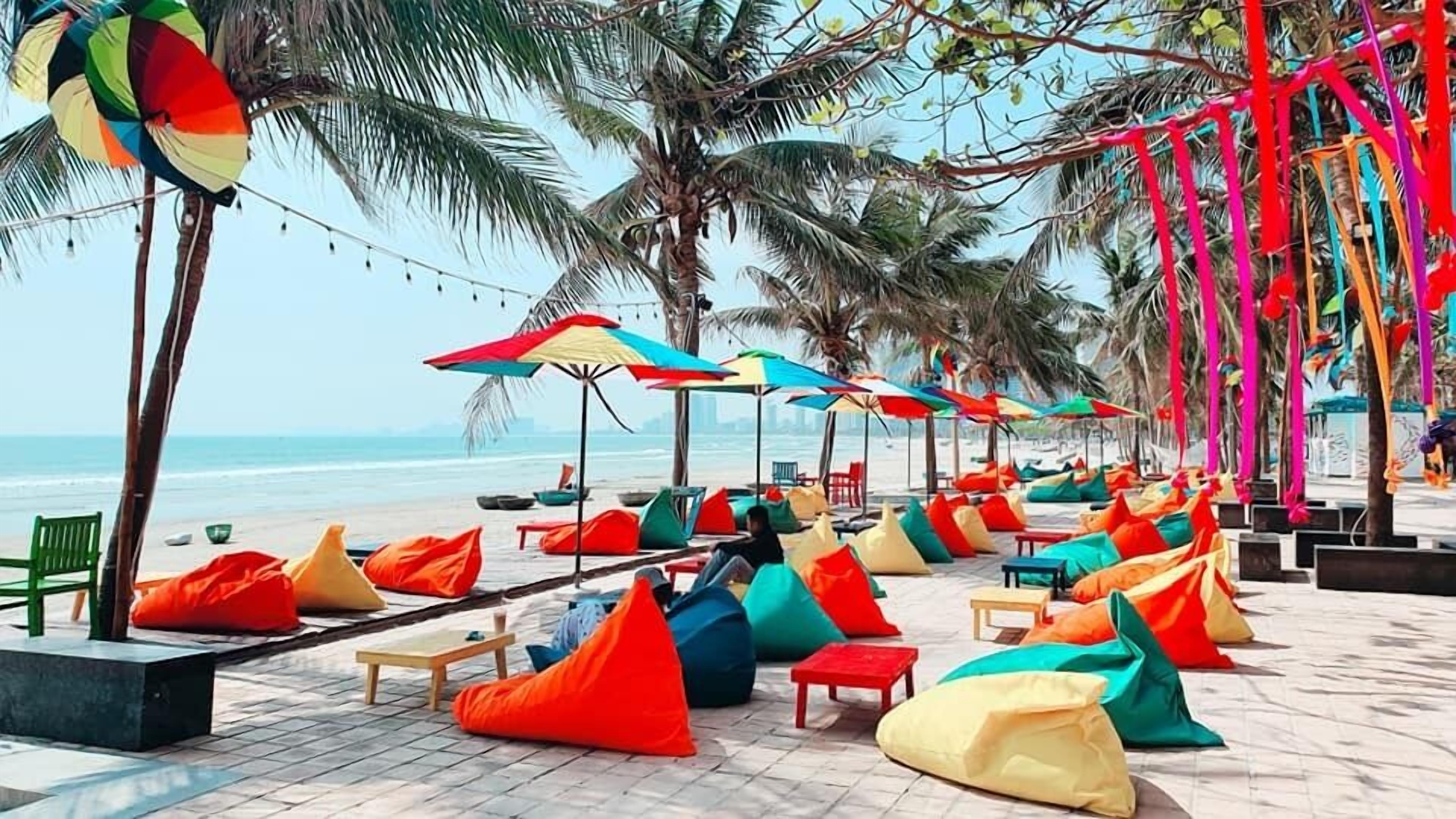 Beach nearby, white sand