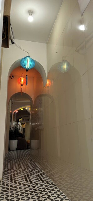 Interior - Golden Lotus (Ha Noi)