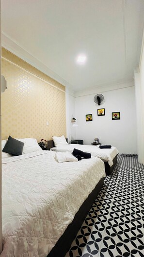 Basic Room - Golden Lotus (Ha Noi)