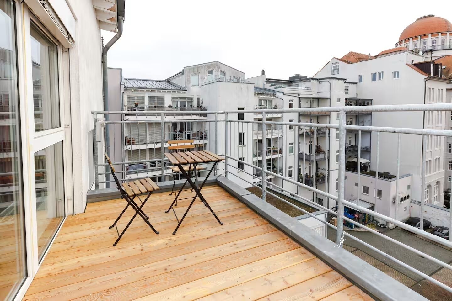 Deluxe Apartment, City View | Property grounds